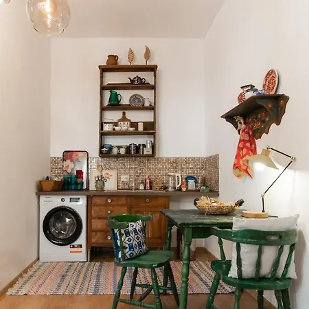 Center Art Deco Apartment *